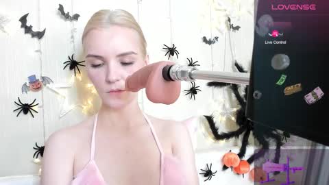 KAYA online show from 24, 10, 2025