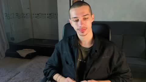 KaydenDrew online show from 17, 4, 2026