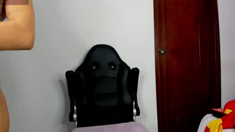 KAYLA BATISTA online show from 18, 12, 2024