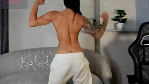 Snapshot of kayla_batista01 chatting on 15, 7, 2026 KAYLA BATISTA online show from 15, 7, 2026