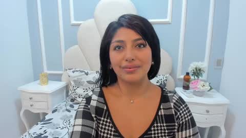 kaylachannell online show from 30, 1, 2025