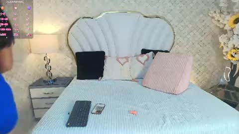 Snapshot of kayladavies_ chatting on 17, 6, 2026 kayladavies_ online show from 17, 6, 2026