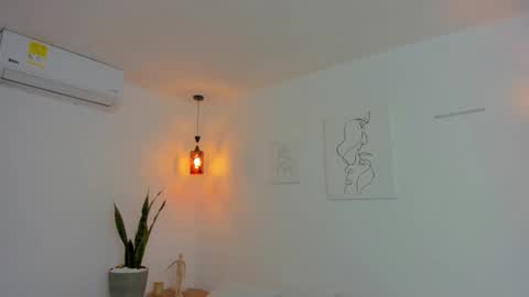      K A Y L A      online show from 12, 10, 2025