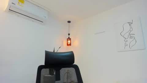      K A Y L A      online show from 22, 11, 2025