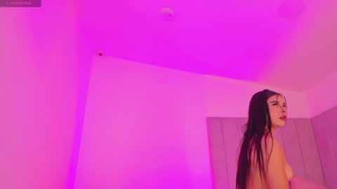 Kayla online show from 26, 1, 2025