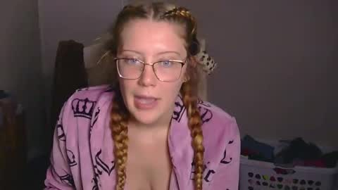 Snapshot of kayleekakesnslim chatting on 27, 3, 2026 kaylee kakes online show from 27, 3, 2026
