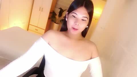 Y O U R        F U T U R E       K A Y L E E  online show from 3, 11, 2025