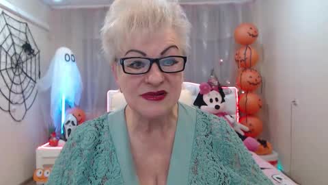 kaylesmoll online show from 18, 10, 2025