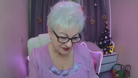 kaylesmoll online show from 18, 12, 2025