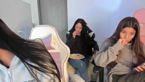 kaylie online show from 22, 10, 2025