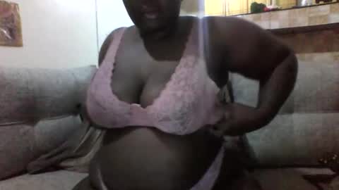 Snapshot of kayrabunnie chatting on 30, 9, 2025 kayrabunnie online show from 30, 9, 2025