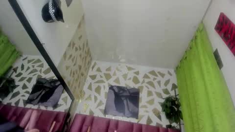 KAZSANDRAH online show from 9, 11, 2025