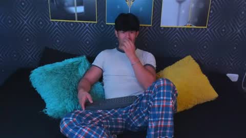 Snapshot of kazuya_nakamura chatting on 27, 7, 2026 kazuya online show from 27, 7, 2026