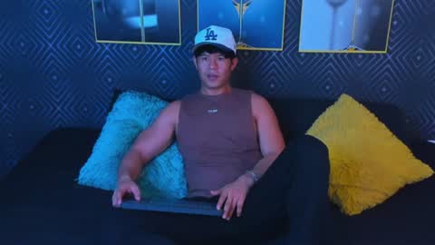 Snapshot of kazuya_nakamura chatting on 31, 7, 2026 kazuya online show from 31, 7, 2026