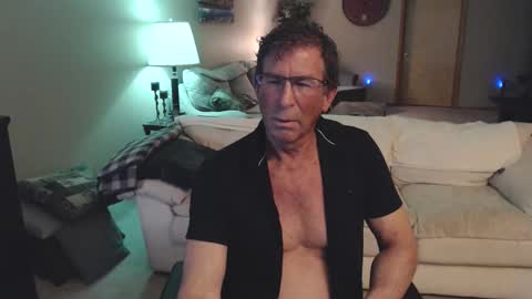 Snapshot of kcgr2323 chatting on 12, 11, 2025 kcgr2323 online show from 12, 11, 2025