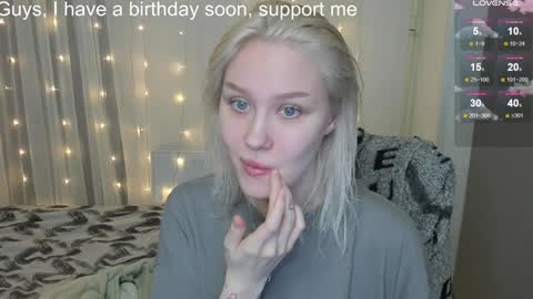 Seb Polly Roxy Jonny online show from 5, 2, 2025