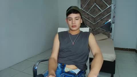 Snapshot of keendallrose_ chatting on 12, 9, 2025 Kendall Rose online show from 12, 9, 2025