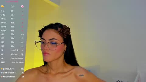 Snapshot of keily_brox chatting on 19, 12, 2024 Keily brox online show from 19, 12, 2024