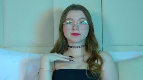 Keira online show from 21, 2, 2025