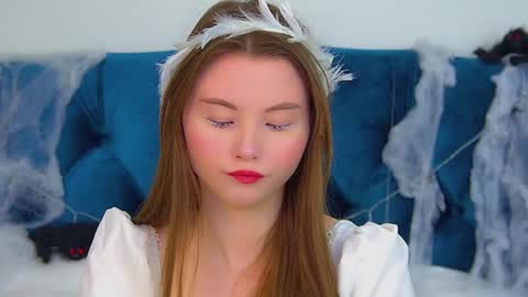 Keira online show from 24, 10, 2025