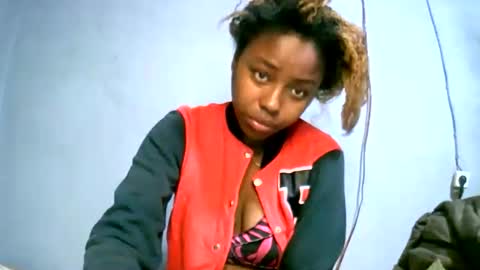 keisha759446 online show from 8, 2, 2026