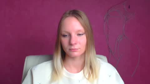 Snapshot of kelly_lly chatting on 6, 10, 2025 Kelly online show from 6, 10, 2025