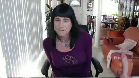 kellyanne Lynn but please call me fucktoy online show from 13, 9, 2025