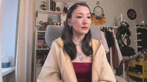 Snapshot of kellyasian chatting on 26, 4, 2026 Leia online show from 26, 4, 2026