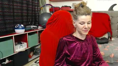 kelly online show from 25, 1, 2025