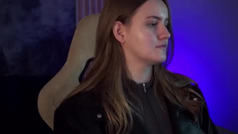 kelly online show from 28, 9, 2025