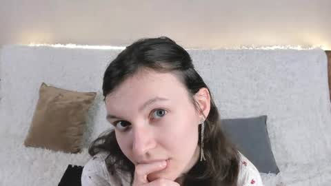 Kelsirabenold online show from 25, 5, 2026