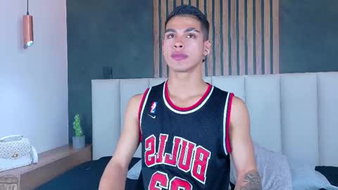   online show from 21, 2, 2025