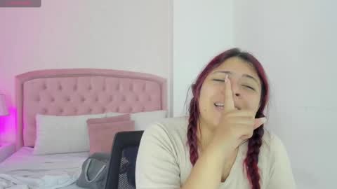 Snapshot of kendall__fox chatting on 26, 10, 2025 Kendall online show from 26, 10, 2025