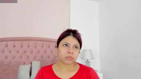 Snapshot of kendall__fox chatting on 25, 11, 2025 Kendall online show from 25, 11, 2025