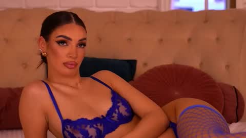 Snapshot of kendall_jolly chatting on 17, 12, 2025 Kendal online show from 17, 12, 2025