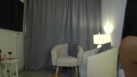 Snapshot of kendall_ruiiz chatting on 21, 9, 2025 Andrea online show from 21, 9, 2025