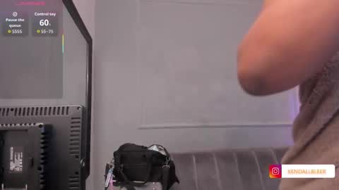 kendallbleer online show from 13, 10, 2025