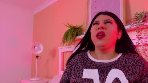   online show from 18, 11, 2025