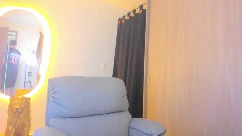 kendel_dimitri online show from 24, 1, 2025