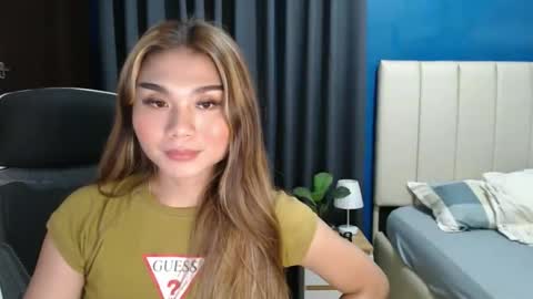 kendixglossy online show from 6, 4, 2026