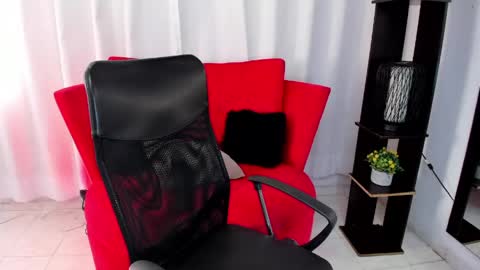 Kendra Hot online show from 26, 5, 2026