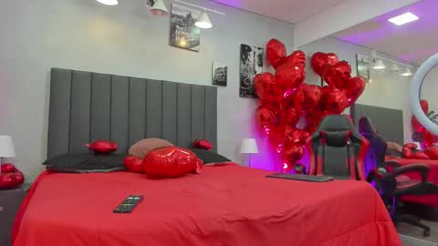 Kendra London online show from 12, 2, 2026