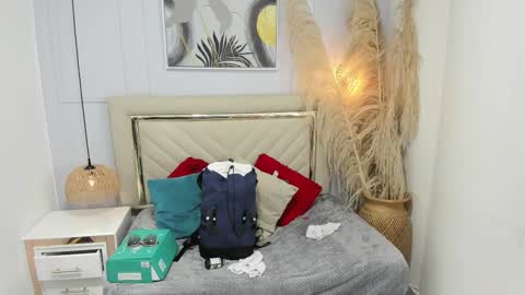 kendra_milf1 online show from 14, 1, 2025