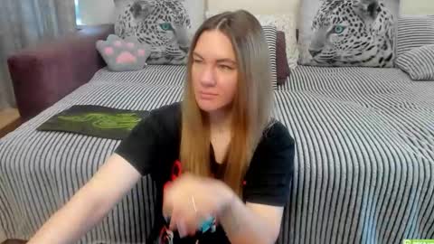 Snapshot of kendra_xx_ chatting on 2, 5, 2026 Kendra online show from 2, 5, 2026