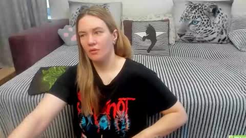 Snapshot of kendra_xx_ chatting on 24, 5, 2026 Kendra online show from 24, 5, 2026