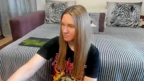 Snapshot of kendra_xx_ chatting on 6, 6, 2026 Kendra online show from 6, 6, 2026