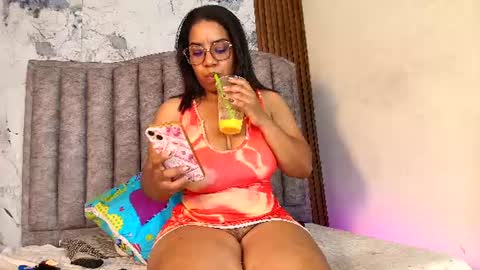 Mamasita online show from 14, 7, 2026