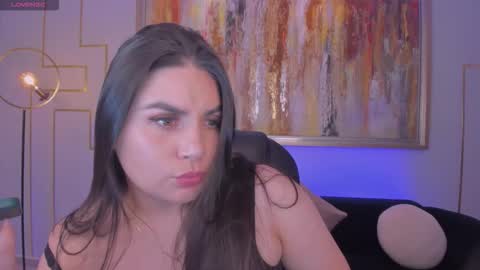 Snapshot of kendraclark_ chatting on 4, 3, 2026 K E N D R A online show from 4, 3, 2026