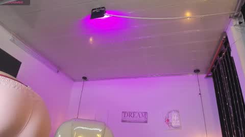 kendry_fox420_ online show from 3, 2, 2026