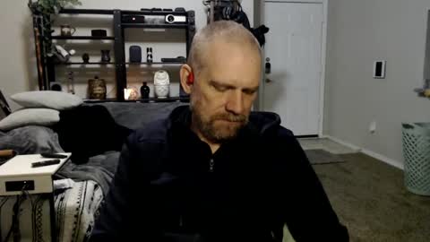 Ken Kuddles online show from 24, 2, 2025